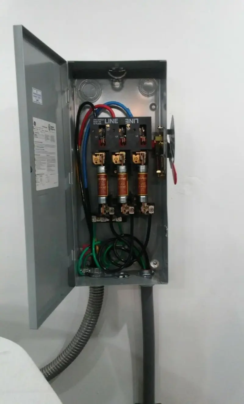 Three-phase disconnect switch installed for Electrical Wiring & Rewiring in Trussville